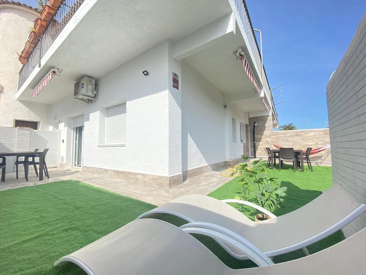Solcavet 2 Con Jardin Y Vistas Mar Villa Cambrils